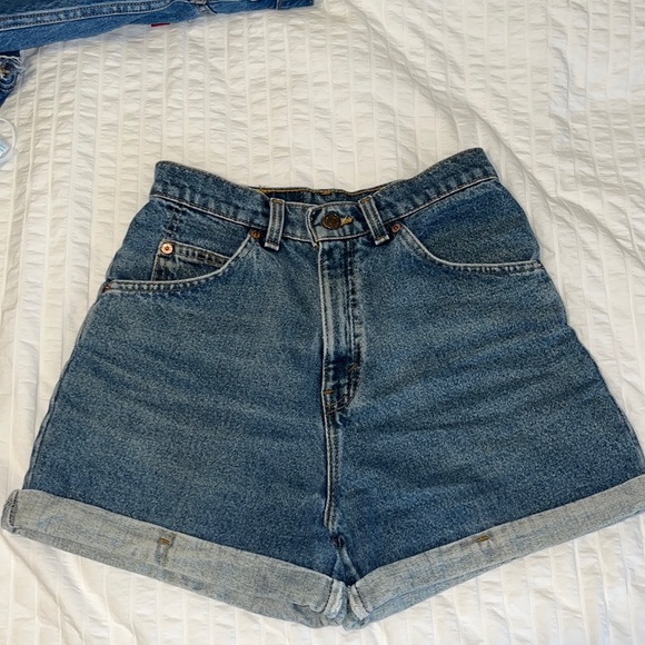 Levi’s Vintage High Waisted Shorts - Picture 1 of 6